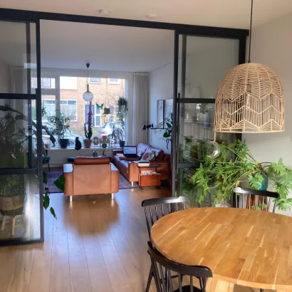 Website ontwikkeld voor: Moderne en suite deuren